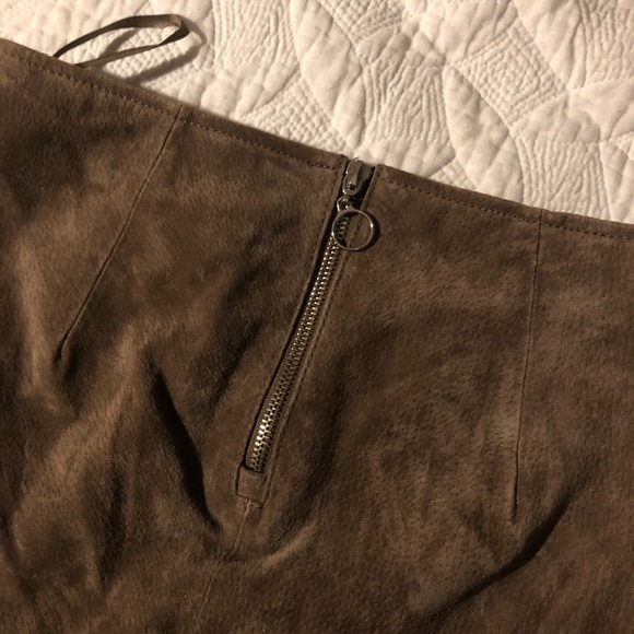 NWOT Blank NYC Suede Mini Skirt - Picture 5 of 6